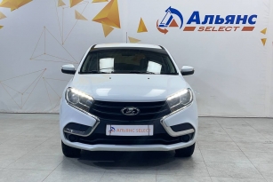 LADA XRAY