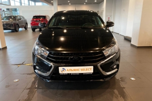 LADA VESTA