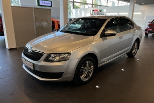 SKODA OKTAVIA