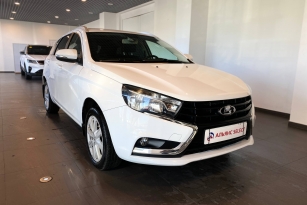 LADA VESTA