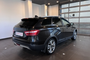 LADA VESTA