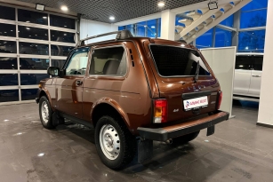 LADA 2121 (4X4)