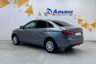 LADA VESTA