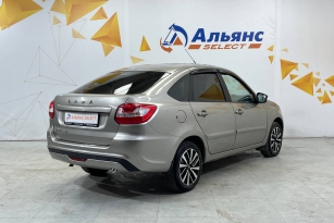 LADA GRANTA