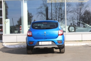 RENAULT SANDERO