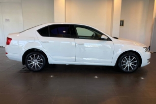 SKODA OKTAVIA