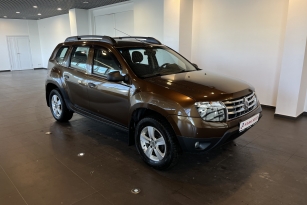 RENAULT DUSTER