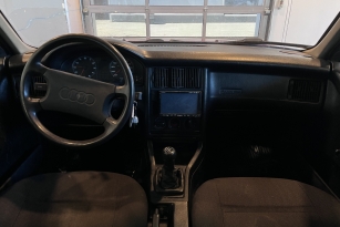 AUDI 80