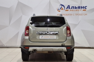 RENAULT DUSTER