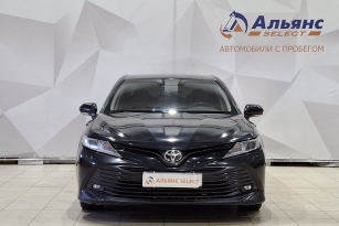 TOYOTA CAMRY