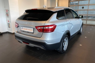 LADA VESTA