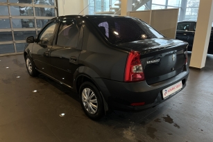 RENAULT LOGAN