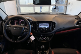 LADA VESTA