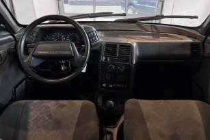 LADA 2112
