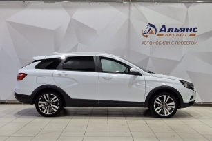 LADA VESTA