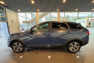 LADA VESTA