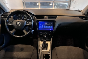 SKODA OKTAVIA