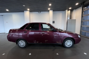 LADA 2110