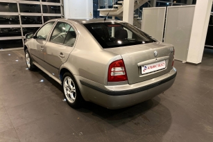 SKODA OKTAVIA