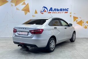 LADA VESTA