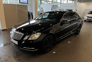 MERCEDES-BENZ E350