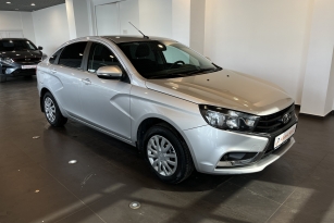 LADA VESTA