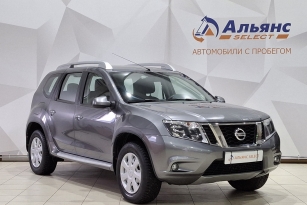 NISSAN TERRANO