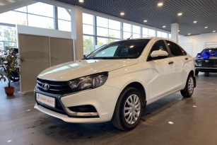 LADA VESTA