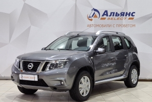 NISSAN TERRANO