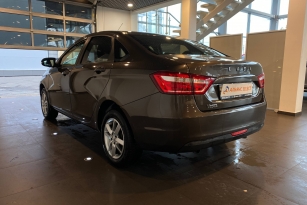 LADA VESTA