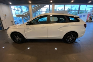 LADA VESTA