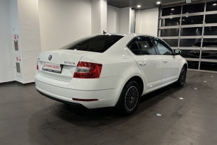 SKODA OKTAVIA