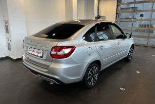 LADA GRANTA