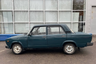 LADA 2105