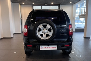 CHEVROLET NIVA