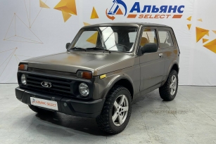 LADA 2121