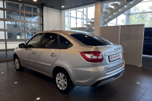 LADA GRANTA