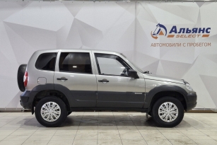 CHEVROLET NIVA