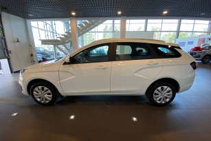 LADA VESTA