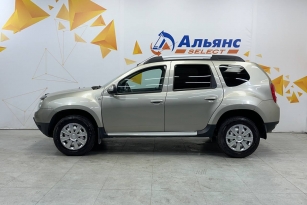 RENAULT DUSTER