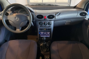 MERCEDES-BENZ A140