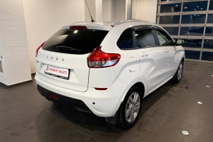 LADA XRAY