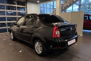 RENAULT LOGAN