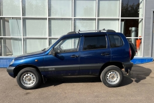 CHEVROLET NIVA