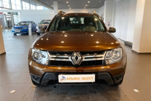 RENAULT DUSTER