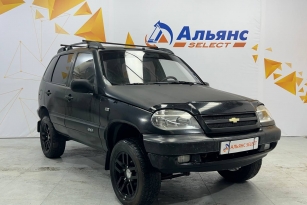 CHEVROLET NIVA