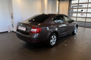SKODA OKTAVIA