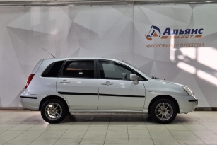 SUZUKI LIANA