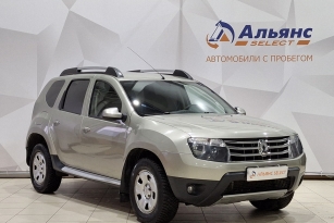 RENAULT DUSTER