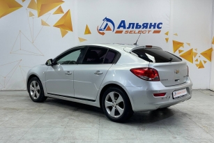 CHEVROLET CRUZE